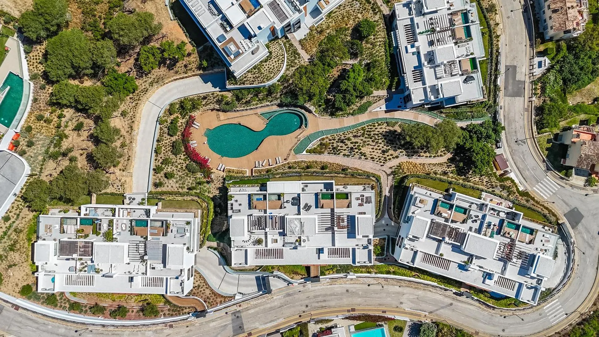 Marbella Dunes Penthouse - Brand New, Splendid Rooftop, Pool & Sea View Spanyolország
